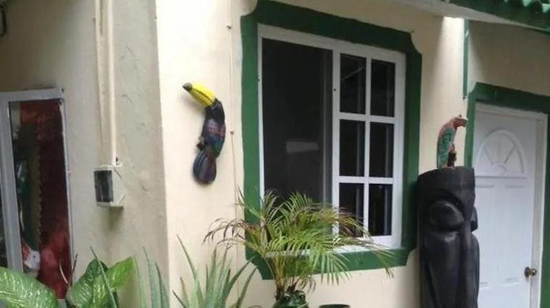 **  Oyo Hotel Addy Tulum Mexico